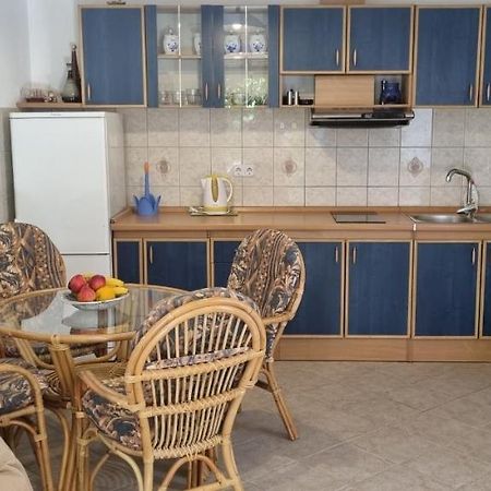 Apartmani Karla Baška Esterno foto