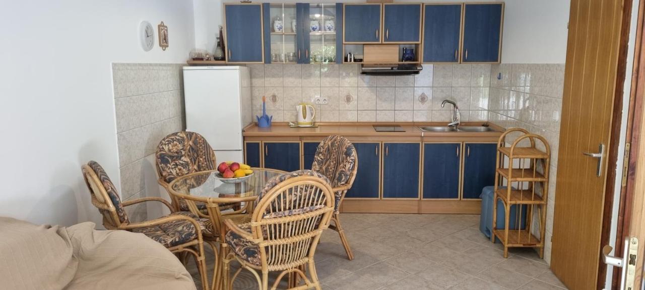 Apartmani Karla Baška Esterno foto