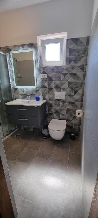 Apartmani Karla Baška Esterno foto