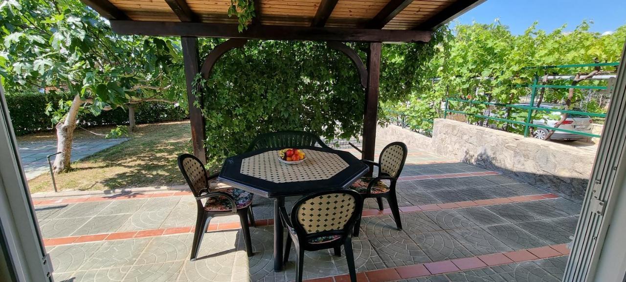 Apartmani Karla Baška Esterno foto
