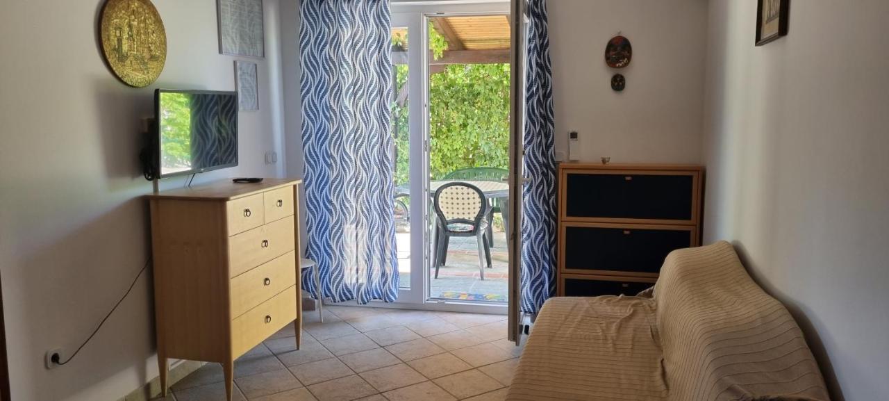 Apartmani Karla Baška Esterno foto